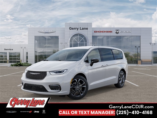 2026 Chrysler Pacifica Select's photo