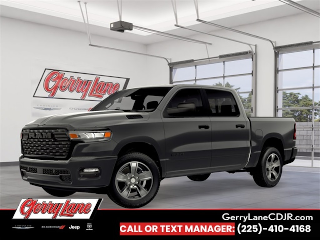 New 2026 Ram 1500 EXPRESS CREW CAB 4X2 5'7 BOX Pickup