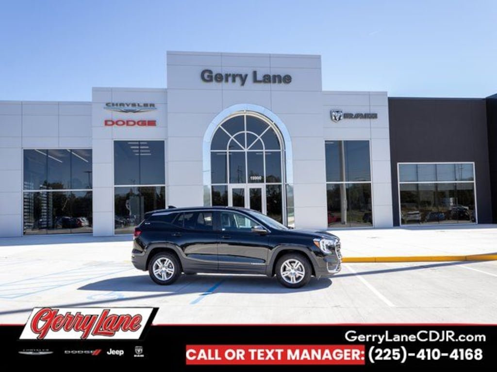 Used 2024 GMC Terrain SLE SUV