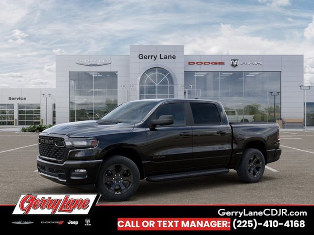 New 2026 Ram 1500 EXPRESS CREW CAB 4X4 5'7 BOX Pickup