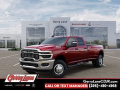 2026 Ram 3500 TRADESMAN CREW CAB 4X4 8' BOX Pickup