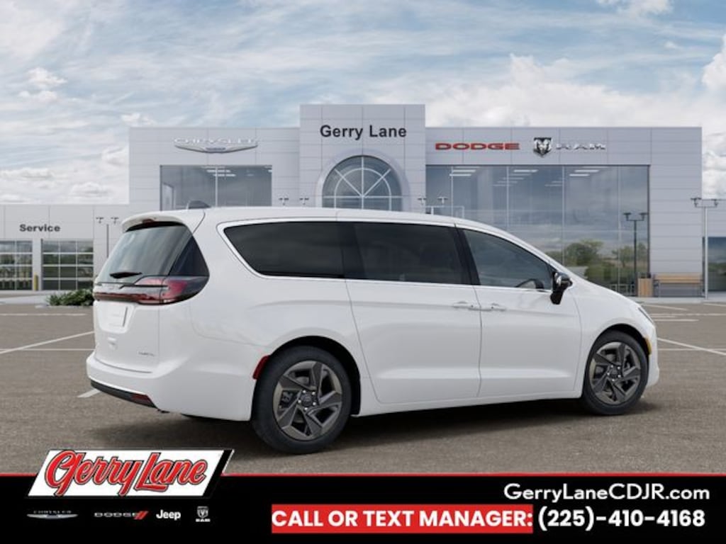 New 2027 Chrysler Pacifica LIMITED Passenger Van