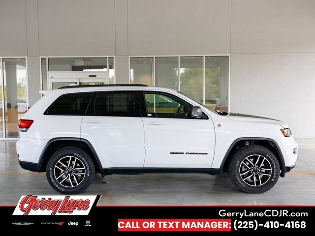 2021 Jeep Grand Cherokee Trailhawk photo 3