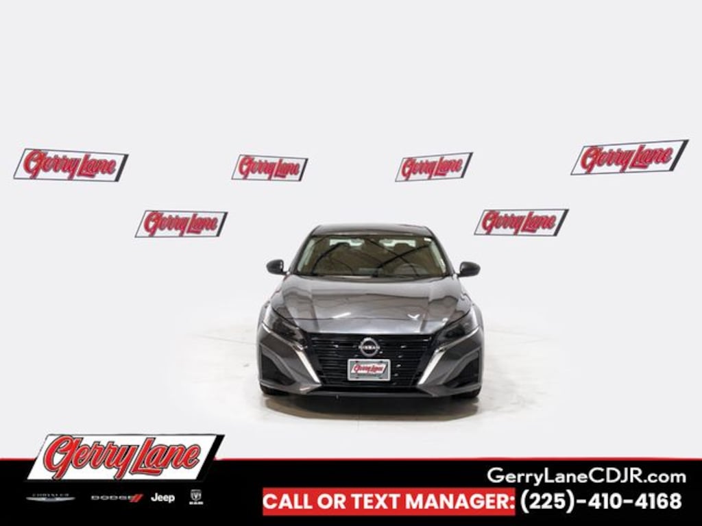 Used 2025 Nissan Altima SV Sedan