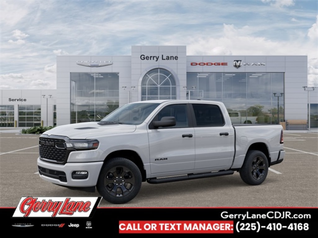 New 2026 Ram 1500 EXPRESS CREW CAB 4X4 5'7 BOX Pickup