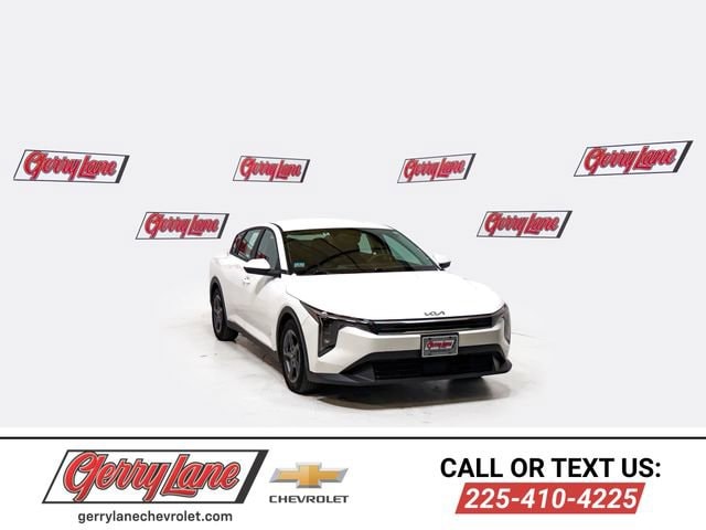 2025 Kia K4 LXS AT's photo