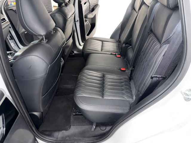 2025 Mitsubishi Outlander SEL - Photo 17