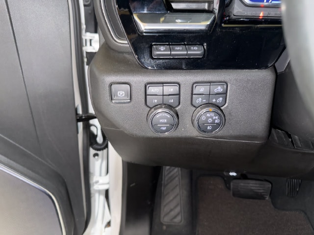 2025 Chevrolet Silverado 1500 High Country - Photo 8