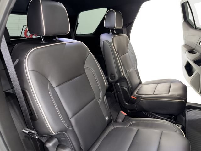 2023 Chevrolet Traverse Premier - Photo 20