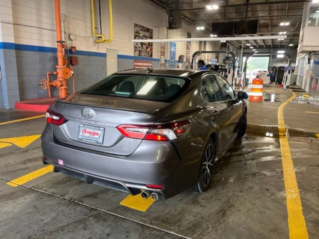 Used 2023 Toyota Camry SE Sedan