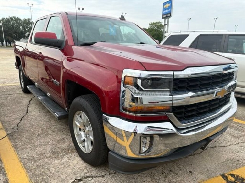 Used 2018 Chevrolet Silverado 1500 LT w/1LT Truck Crew Cab