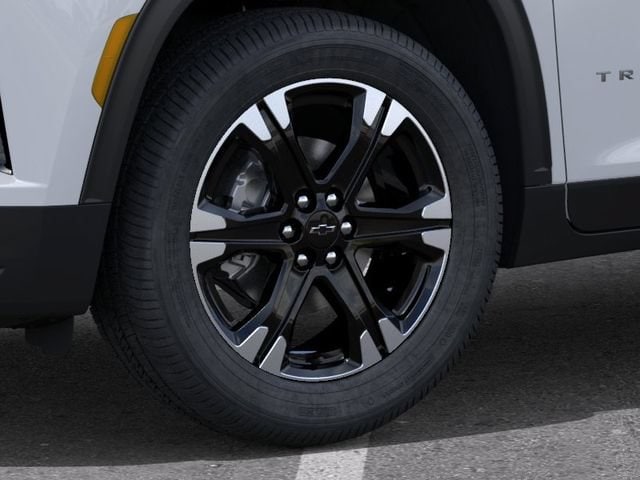 2027 Chevrolet Traverse LT - Photo 9