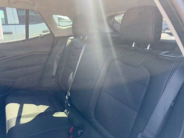 2025 Chevrolet Trax LT - Photo 21