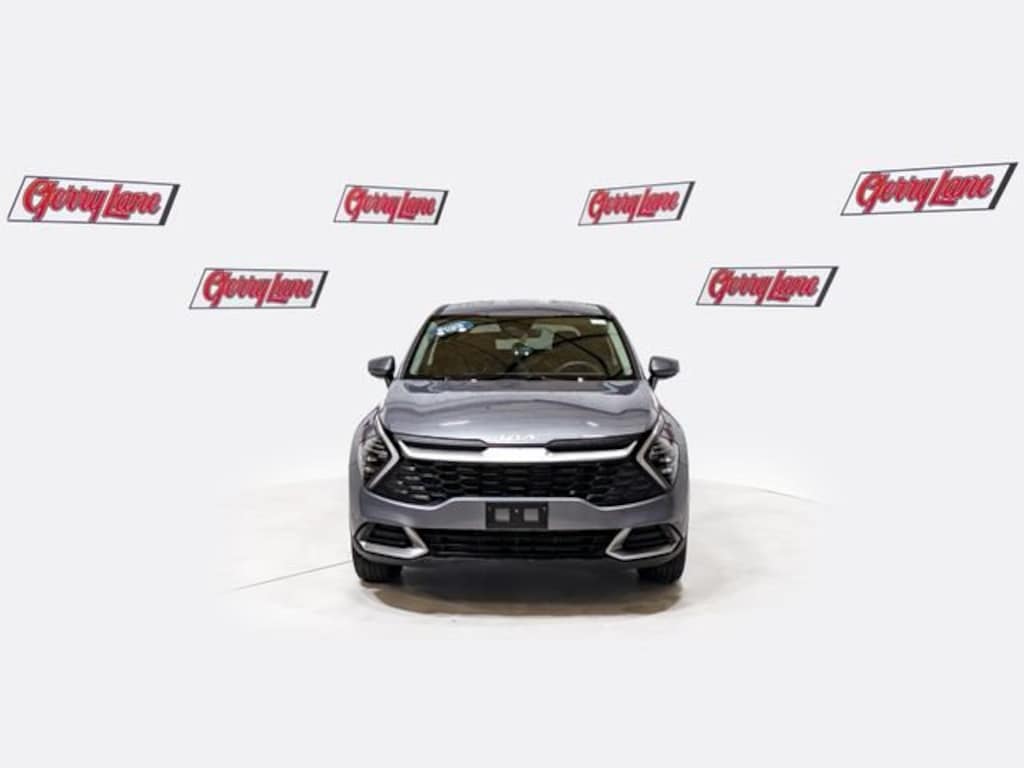 Used 2025 Kia Sportage LX SUV