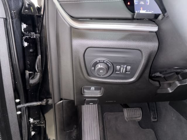 2023 Jeep Grand Cherokee Limited - Photo 9