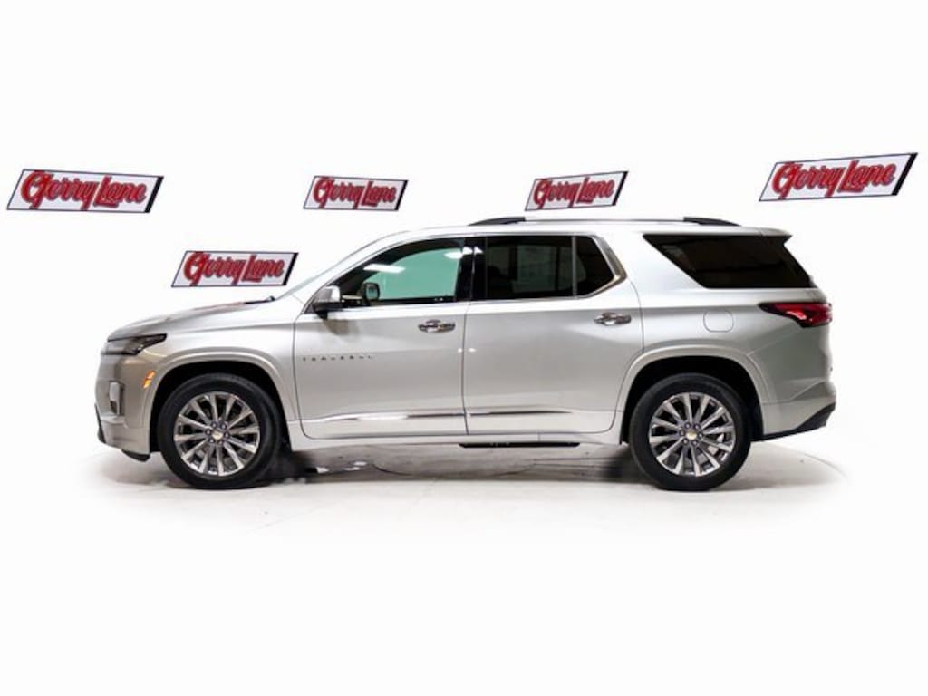 Used 2022 Chevrolet Traverse Premier SUV