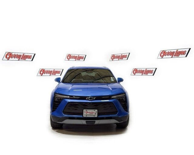 2024 Chevrolet Blazer EV photo 2