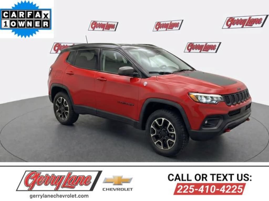 Used 2025 Jeep Compass Trailhawk 4x4 SUV