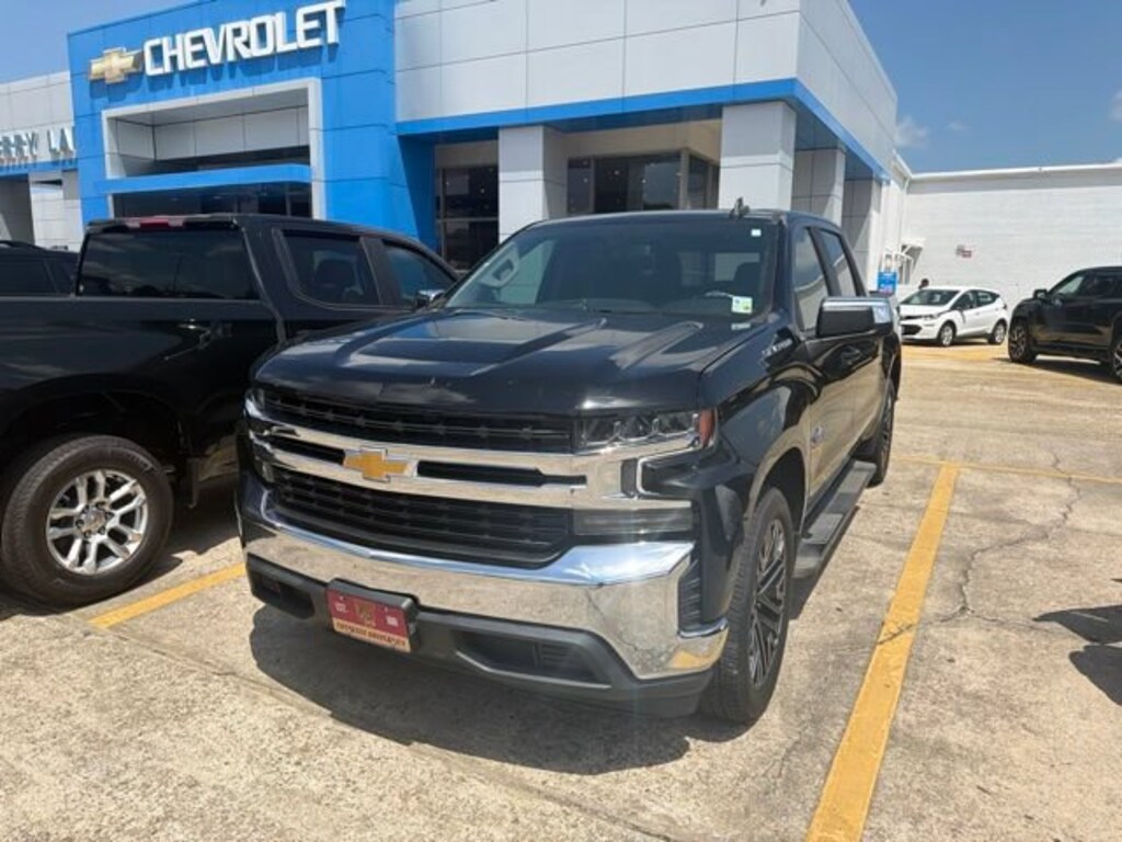Used 2021 Chevrolet Silverado 1500 LT w/1LT Truck Crew Cab