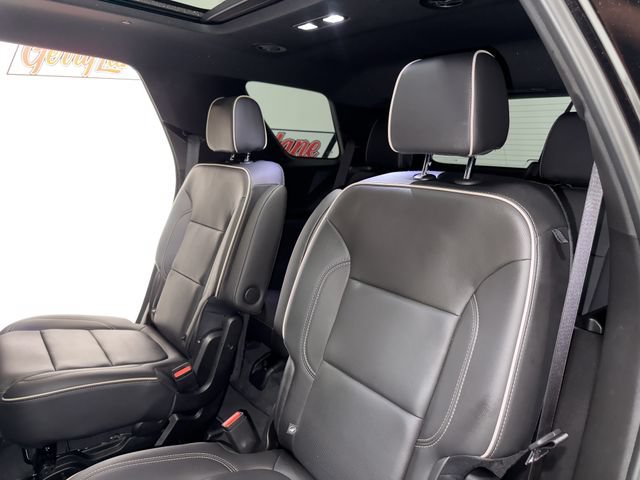 2023 Chevrolet Traverse Premier - Photo 18