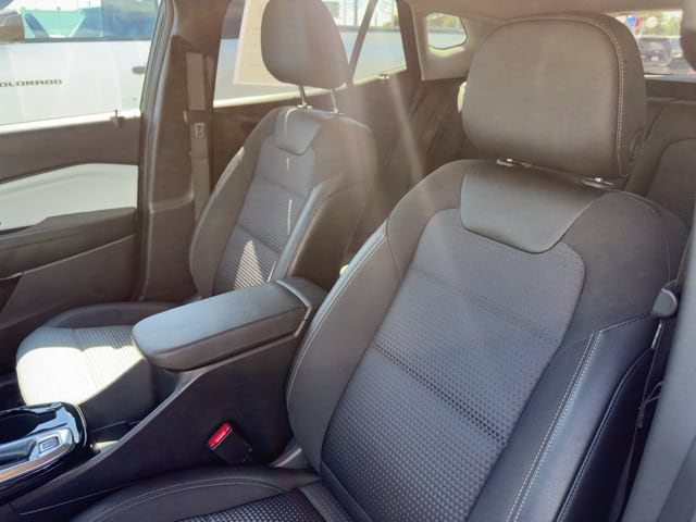 2025 Chevrolet Trax LT - Photo 15
