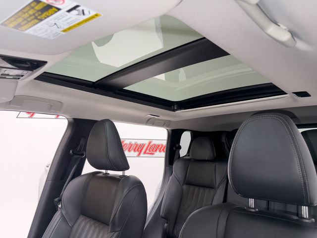 2025 Mitsubishi Outlander SEL - Photo 14