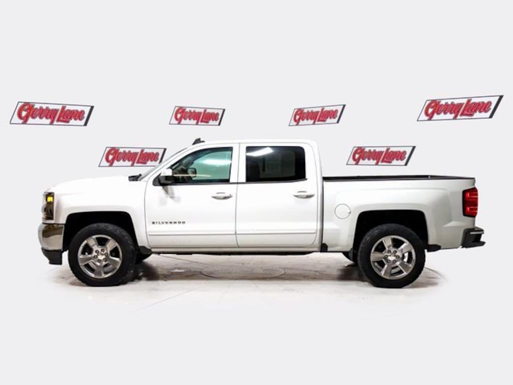 Used 2017 Chevrolet Silverado 1500 LT w/1LT Truck Crew Cab