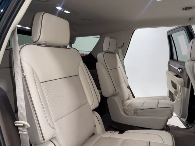 2021 GMC Yukon Denali - Photo 20