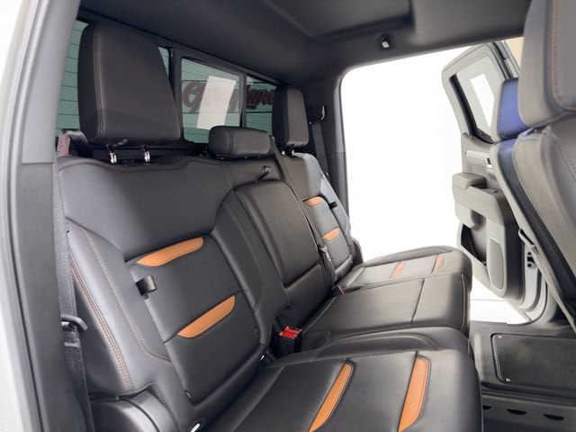 2023 GMC Sierra 1500 AT4 - Photo 19