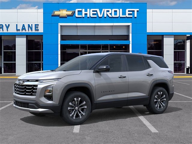 2026 Chevrolet Equinox LT photo 2