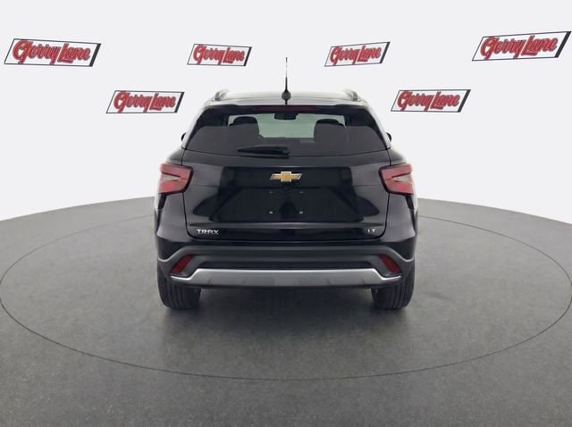 2025 Chevrolet Trax LT - Photo 6