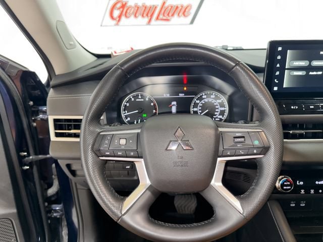 2025 Mitsubishi Outlander SE - Photo 8