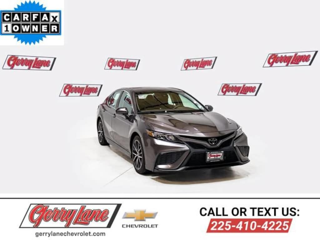 Used 2023 Toyota Camry SE Sedan