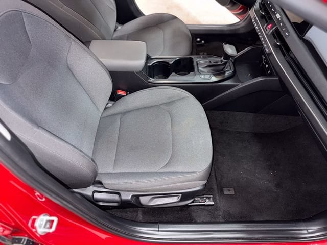 2025 Kia K4 LXS - Photo 12