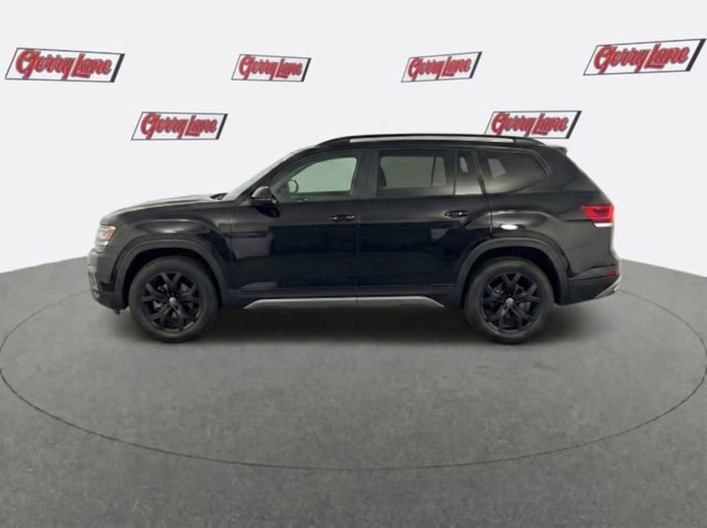 Used 2025 Volkswagen Atlas 2.0T Peak Edition SUV