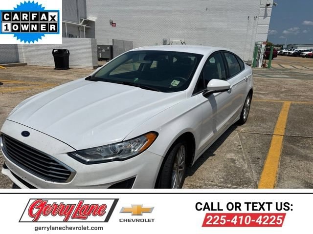 2020 Ford Fusion SE