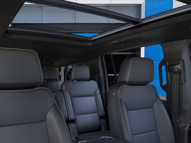 2026 Chevrolet Suburban Premier - Photo 24