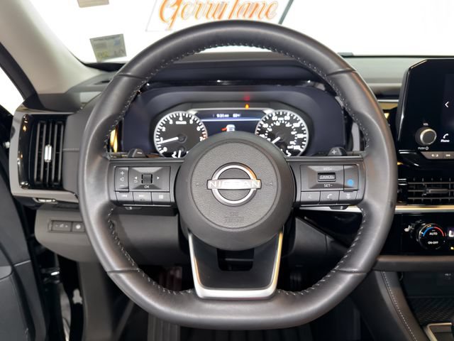 2024 Nissan Pathfinder SV - Photo 8