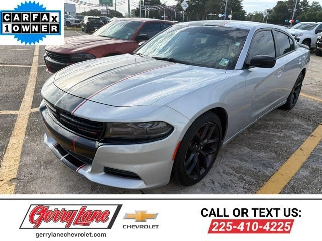 2020 Dodge Charger SXT's photo