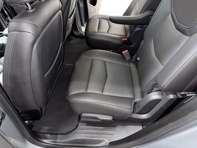 2025 Cadillac XT6 Premium Luxury - Photo 19