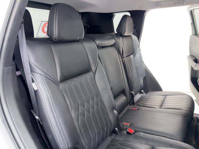 2025 Mitsubishi Outlander SEL - Photo 20