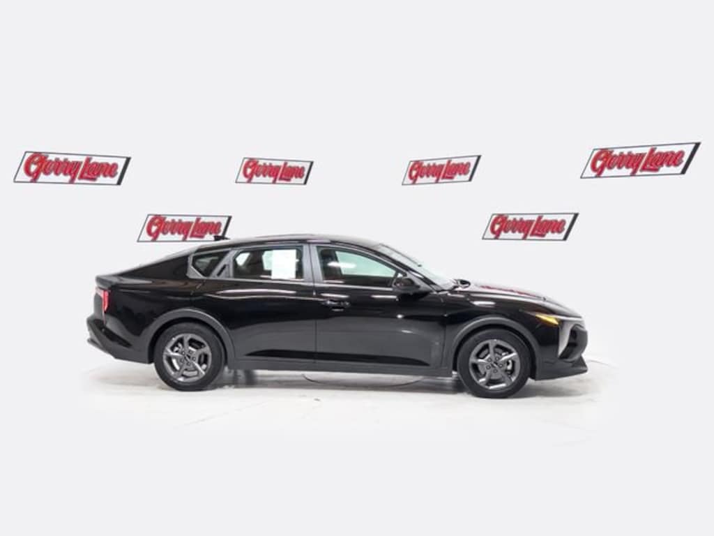 Used 2025 Kia K4 LXS Sedan