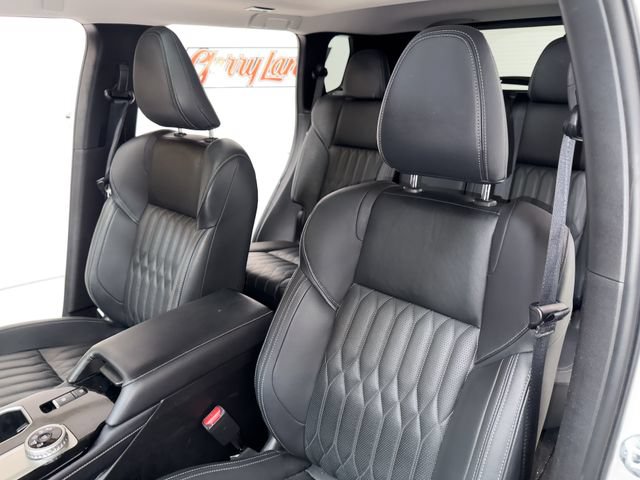 2025 Mitsubishi Outlander SEL - Photo 13