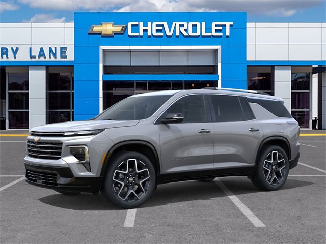 2026 Chevrolet Traverse High Country photo 2