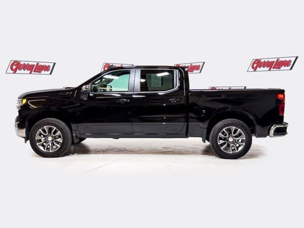 Used 2025 Chevrolet Silverado 1500 LT w/1LT Truck Crew Cab