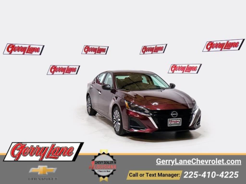 Used 2024 Nissan Altima 2.5 SV