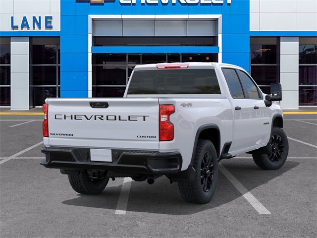 2026 Chevrolet Silverado 2500HD Custom photo 4