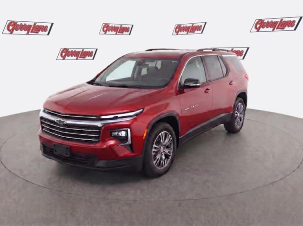 Used 2026 Chevrolet Traverse LT SUV