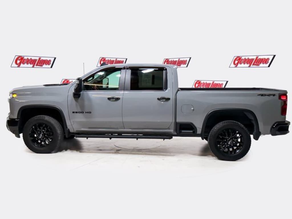 Used 2025 Chevrolet Silverado 2500 HD Custom Truck