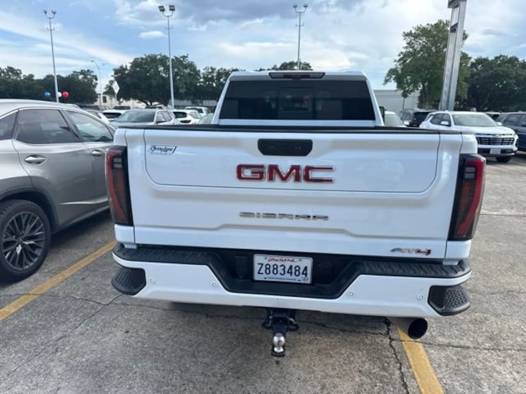 Used 2025 GMC Sierra 2500 HD AT4 Truck Crew Cab